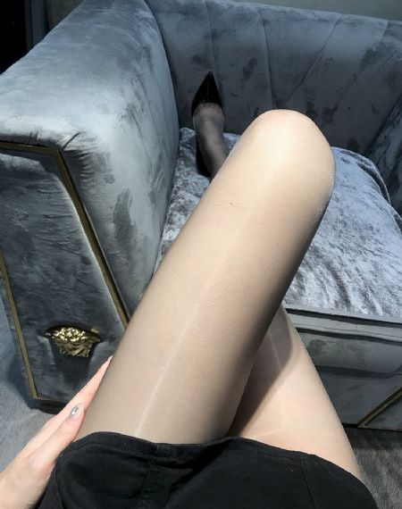 w少女破处系列电影_BD高清免费观看