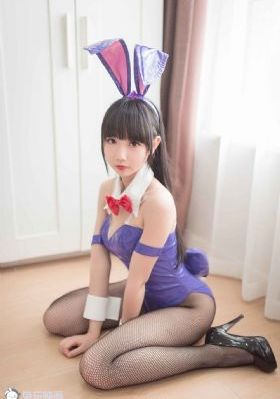 女仆把臀部扒开请主人打屁股_完整版在线观看