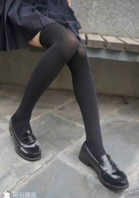 日本少妇被黑人狂cao_DVD电影完整版在线观看