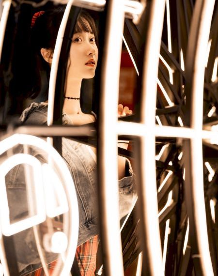 美丽善良人妻绿帽子_HD免费观看韩国