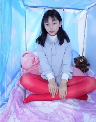 欧美tickling网站挠脚心_BD国语迅雷电影在线